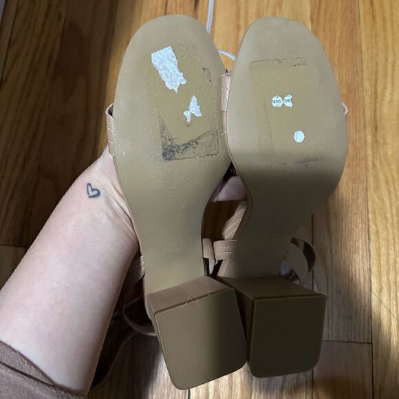 Línea Paolo | Emmie heeled sandal - Picture 5 of 5